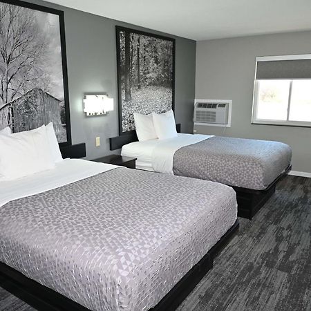 Super 8 By Wyndham Higginsville Ngoại thất bức ảnh